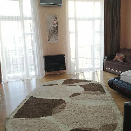 Apartments In The Historical Center Of Batumi, Near The Seaside Park Экстерьер фото